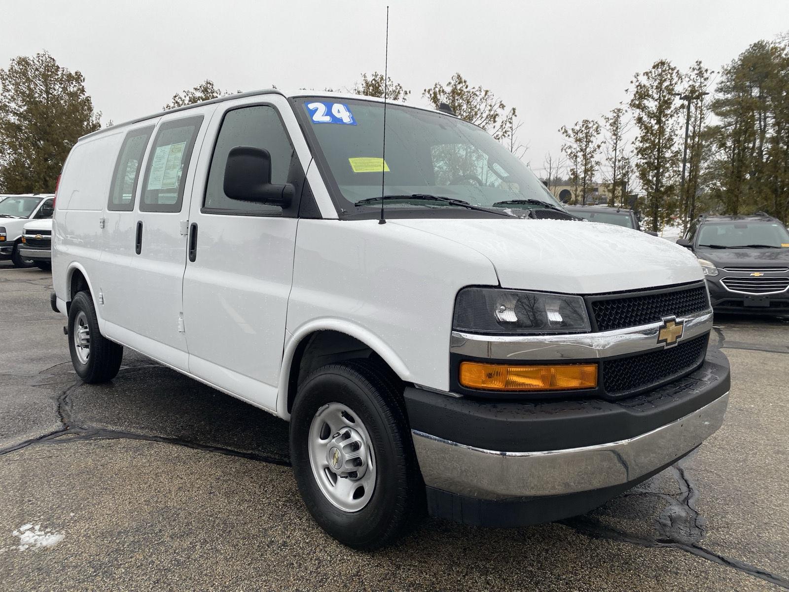 2024 Chevrolet Express Cargo