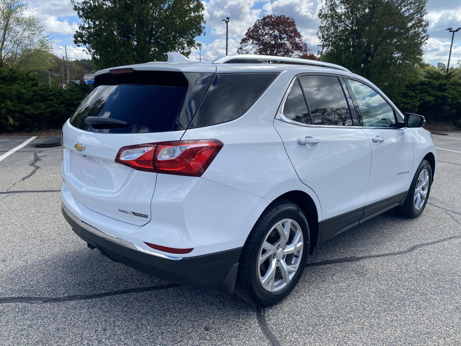 Used 2018 Chevrolet Equinox Premier with VIN 2GNAXVEV5J6125903 for sale in Hudson, MA