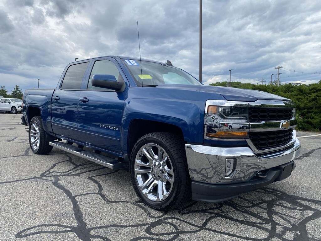 Used 2018 Chevrolet Silverado 1500 LT w/1LT Truck Crew Cab