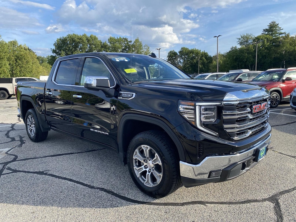 Used 2025 GMC Sierra 1500 SLT Truck