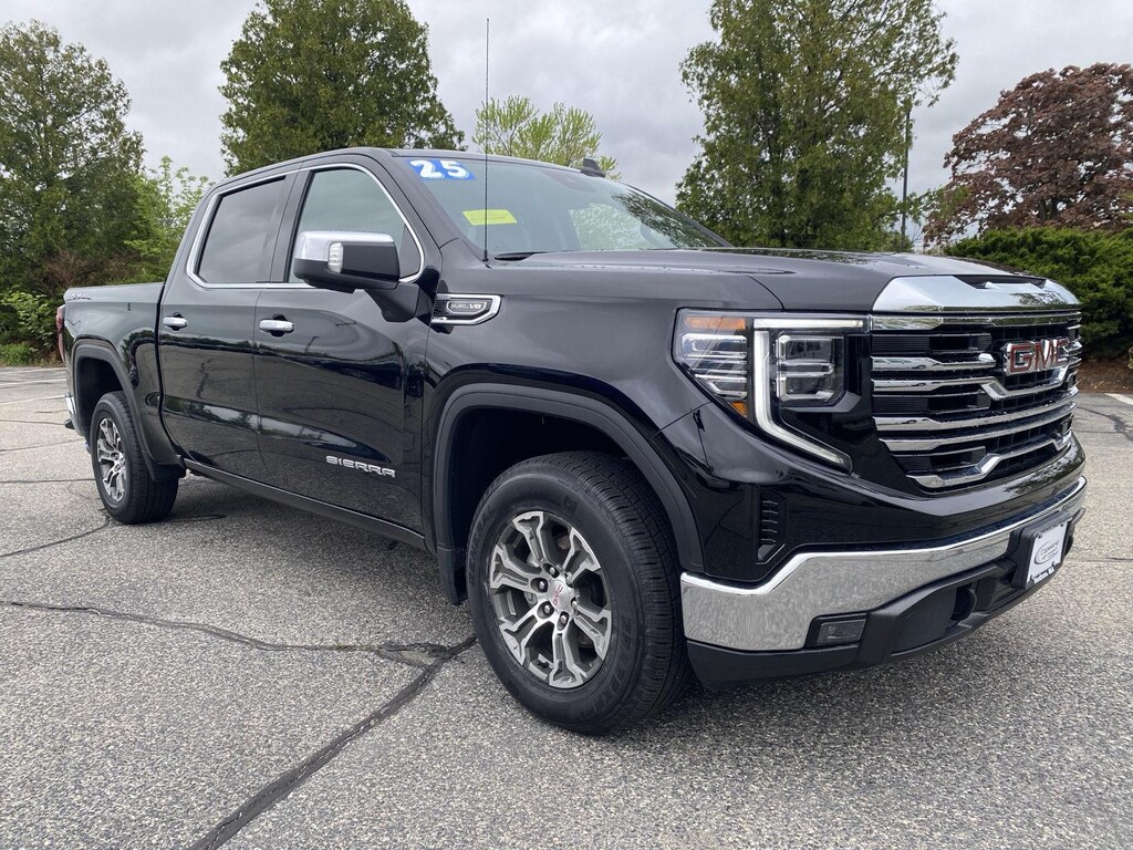Used 2025 GMC Sierra 1500 SLT Truck Crew Cab