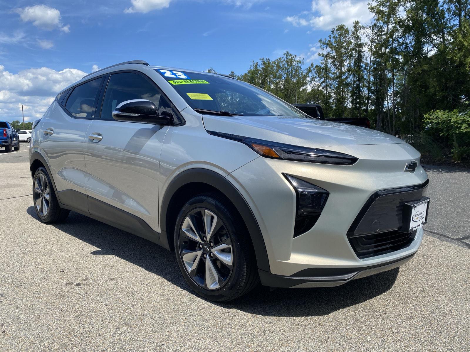 2023 Chevrolet Bolt EUV LT's photo