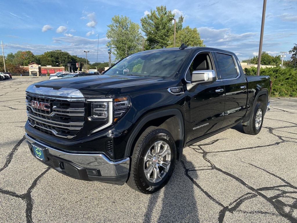 Used 2025 GMC Sierra 1500 SLT Truck