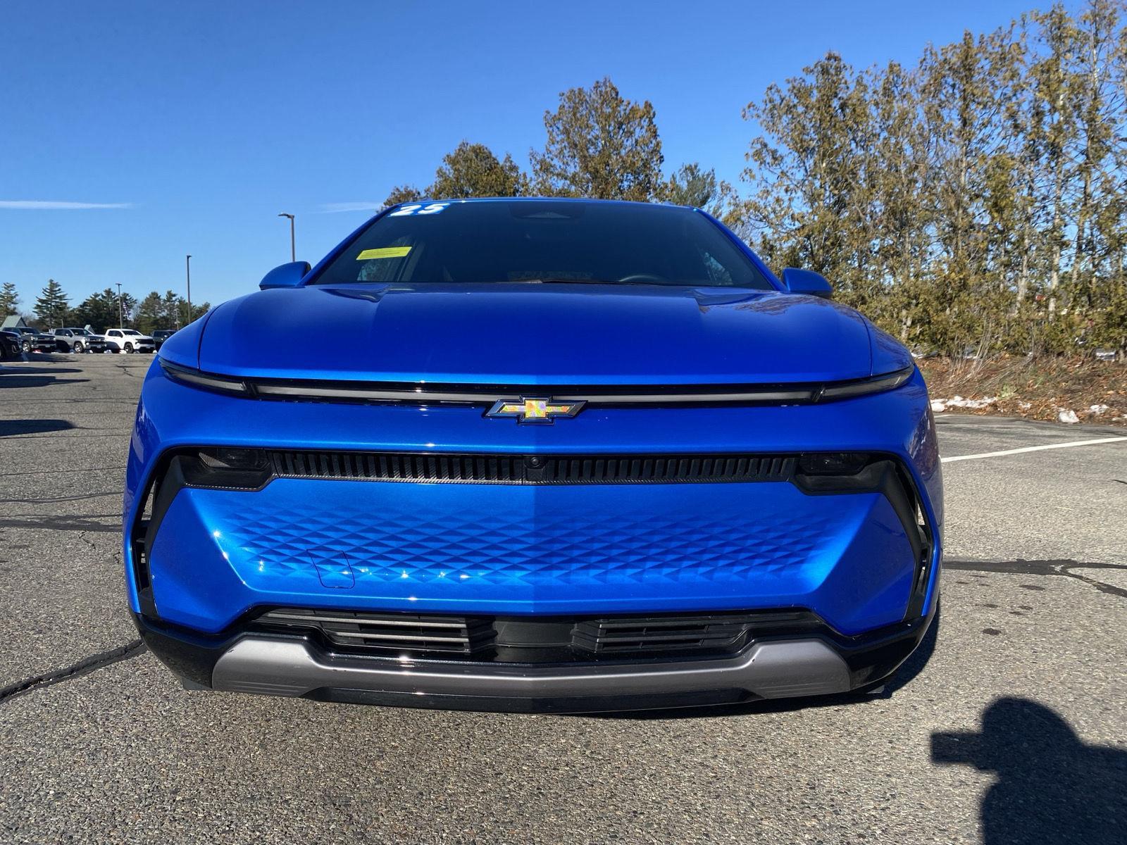 Used 2025 Chevrolet Equinox EV LT with VIN 3GN7DLRP3SS190187 for sale in Hudson, MA