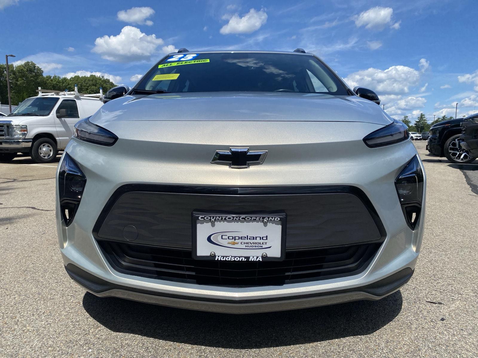 Used 2023 Chevrolet Bolt EUV LT with VIN 1G1FY6S02P4198563 for sale in Hudson, MA