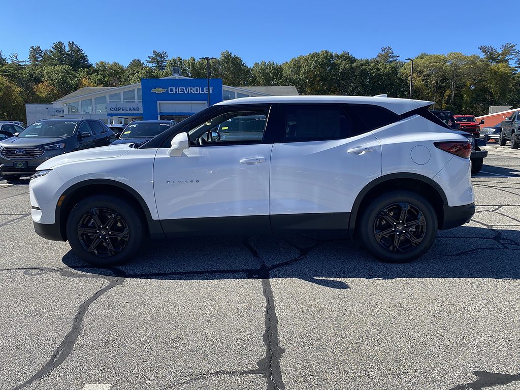 Used 2025 Chevrolet Blazer LT w/2LT SUV