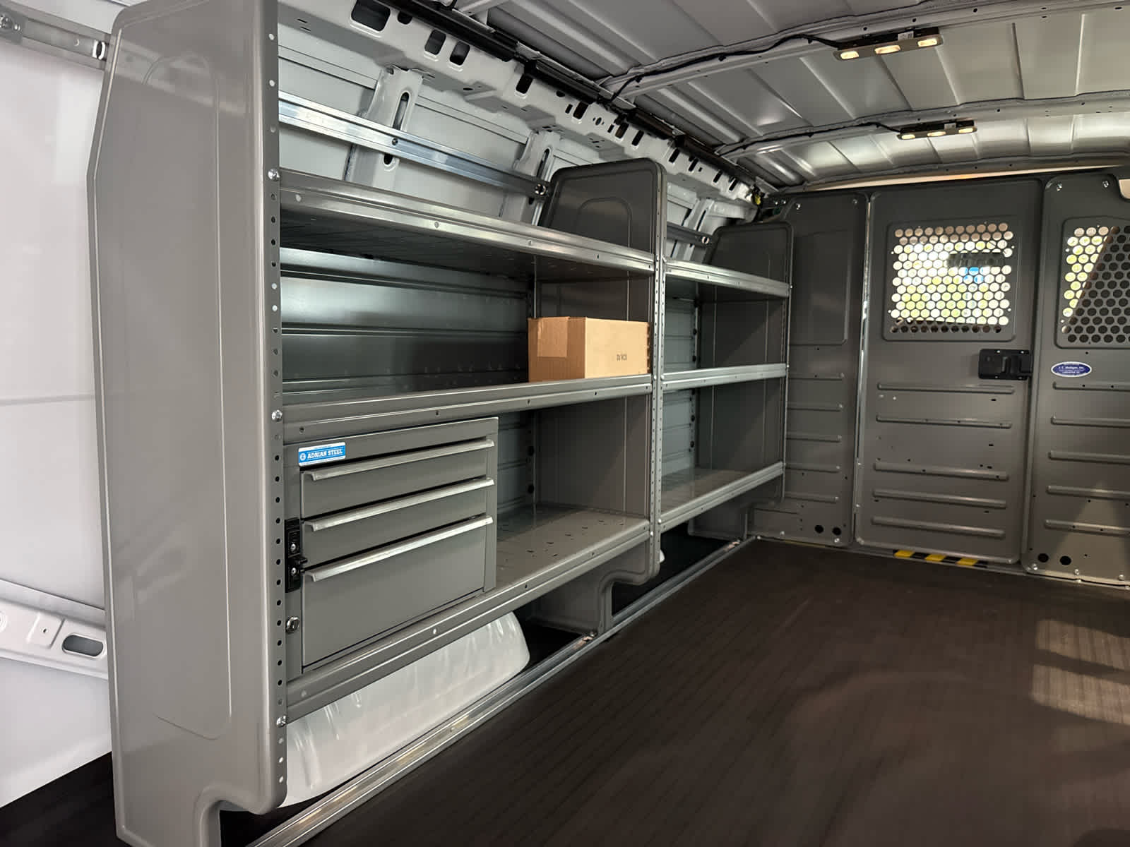 2025 Chevrolet Express Cargo Work Van - Photo 17