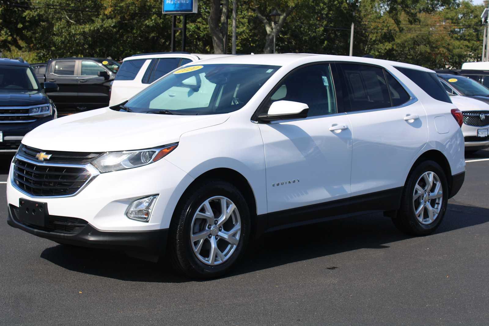 2020 Chevrolet Equinox photo 3