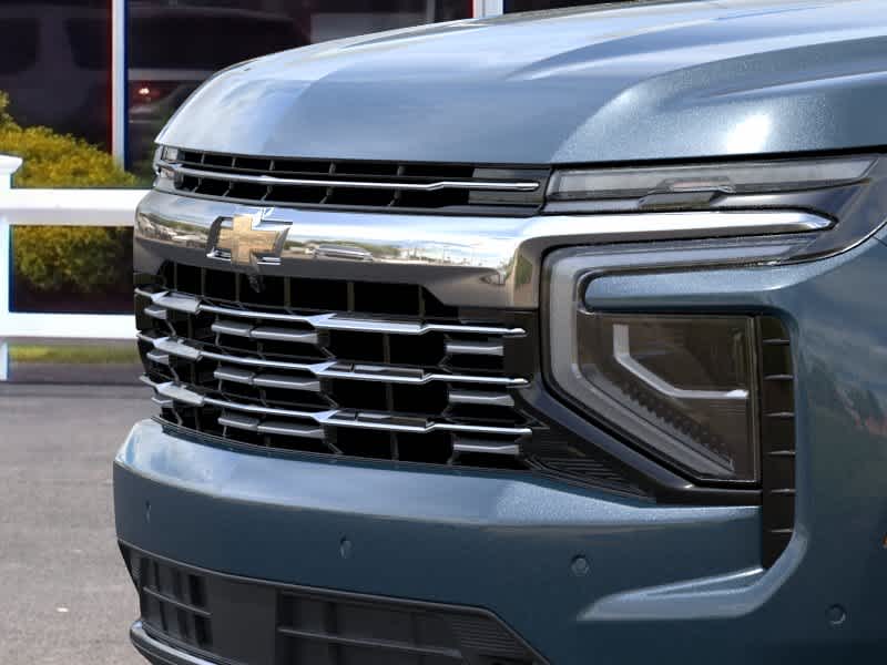 2026 Chevrolet Suburban Premier - Photo 13