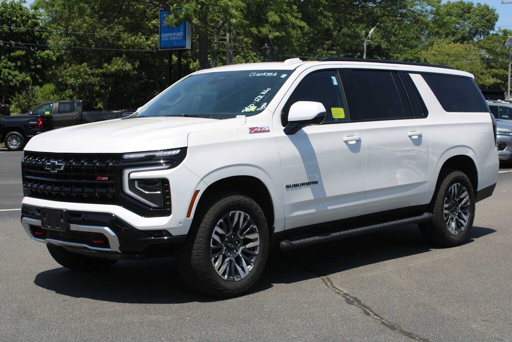 Used 2025 Chevrolet Suburban Z71 SUV