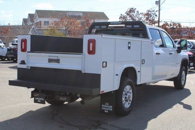2024 Chevrolet Silverado 2500HD photo 4