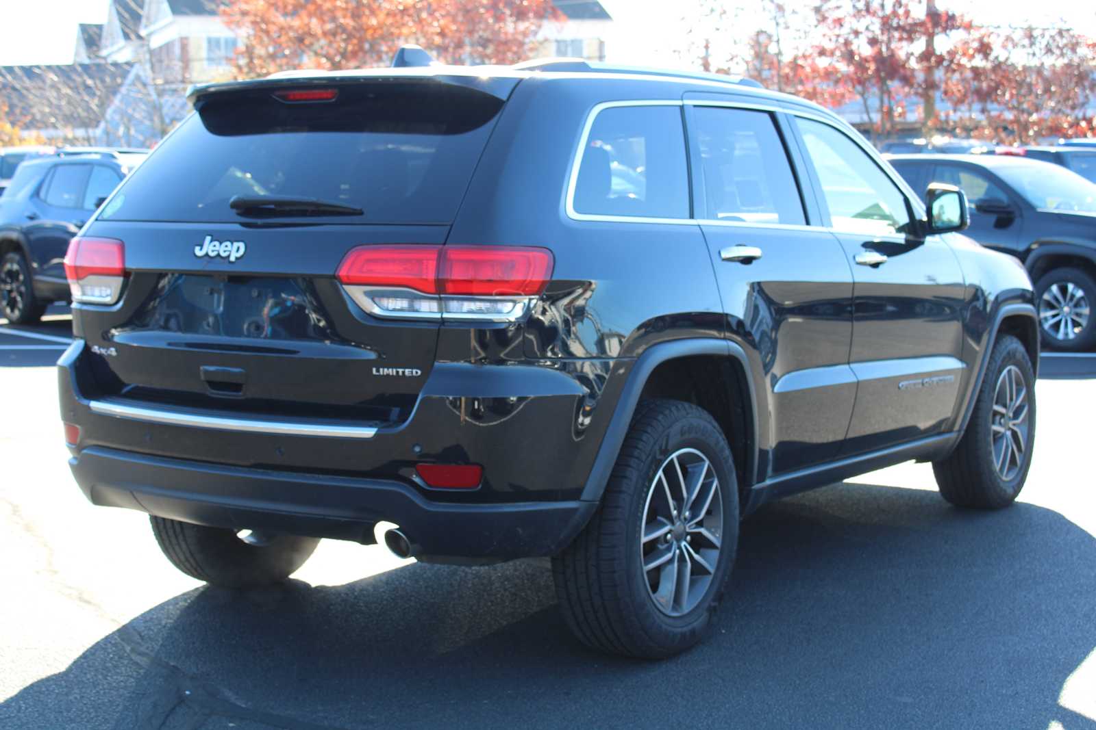 2019 Jeep Grand Cherokee Limited photo 4