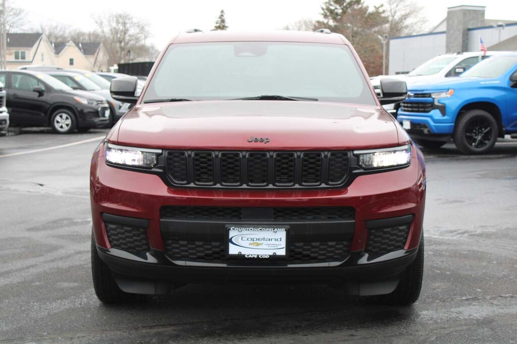 Used 2023 Jeep Grand Cherokee L Laredo SUV