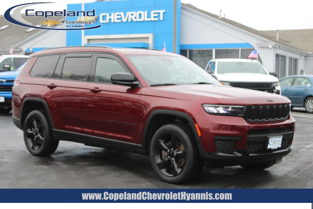 Used 2023 Jeep Grand Cherokee L Laredo SUV