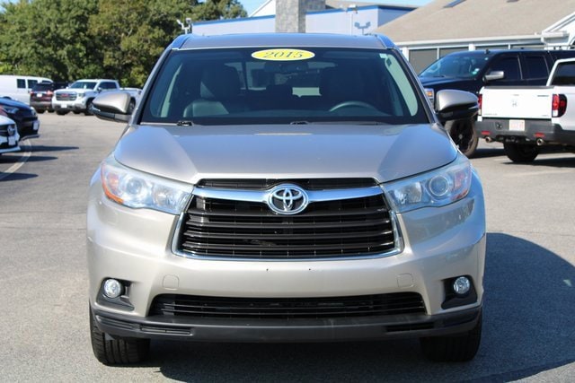 Used 2015 Toyota Highlander XLE with VIN 5TDJKRFH3FS201008 for sale in Hyannis, MA