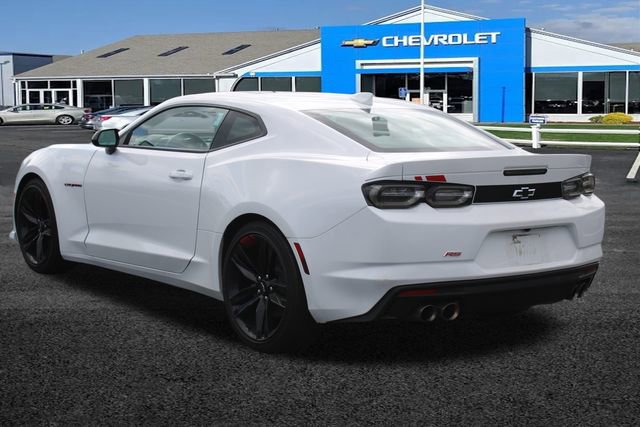 2021 Chevrolet Camaro 2LT photo 3
