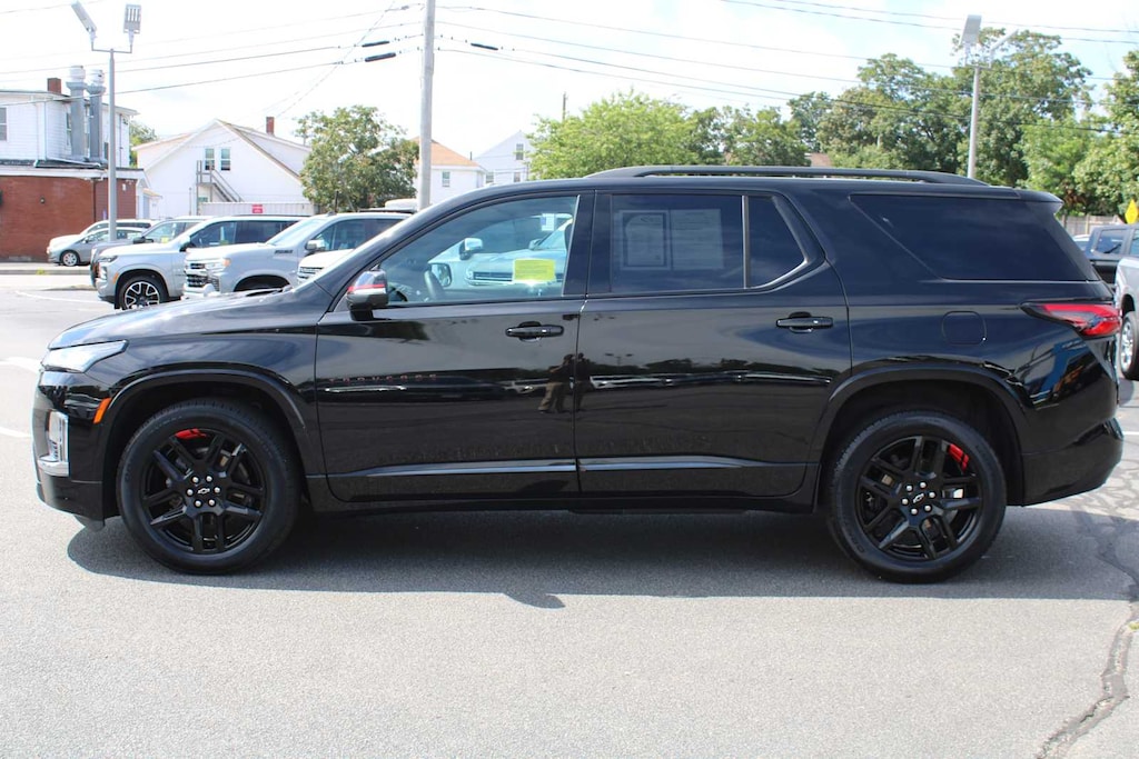 Used 2024 Chevrolet Traverse Limited Premier SUV