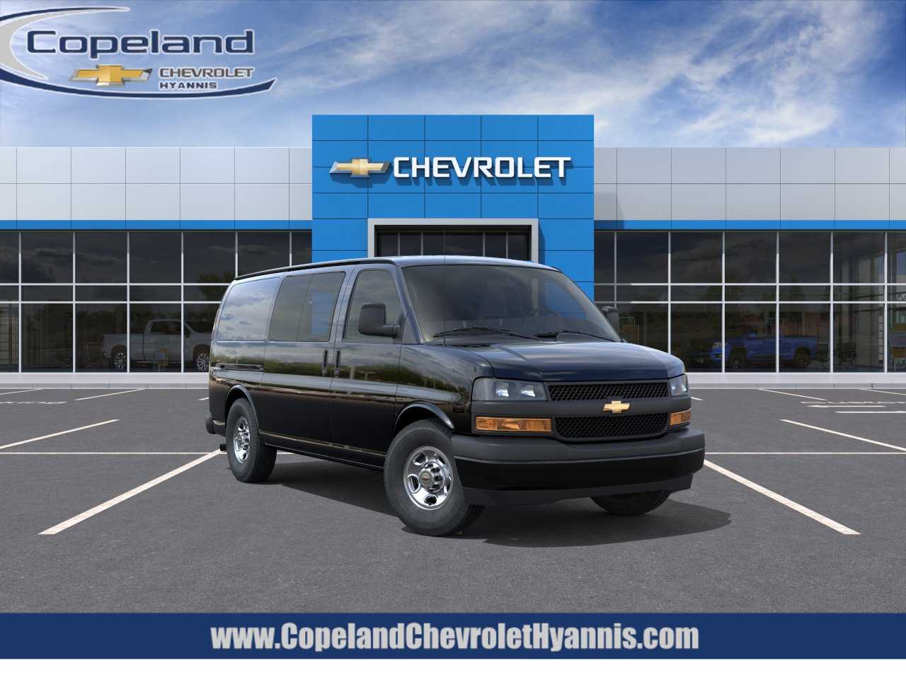2026 Chevrolet Express 3500 Work Van HD's photo