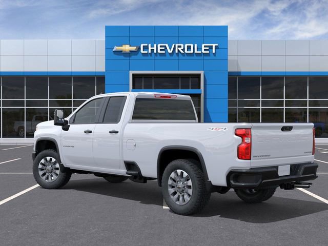 2026 Chevrolet Silverado 2500HD Custom photo 3