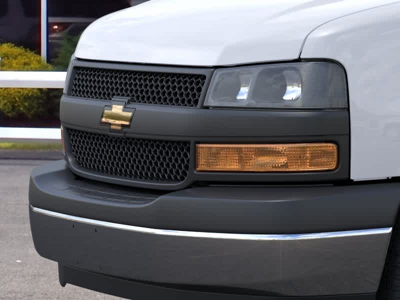 2025 Chevrolet Express Cargo Work Van - Photo 13