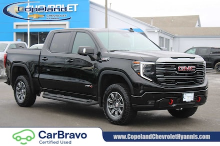 2024 GMC Sierra 1500 AT4 Truck Crew Cab