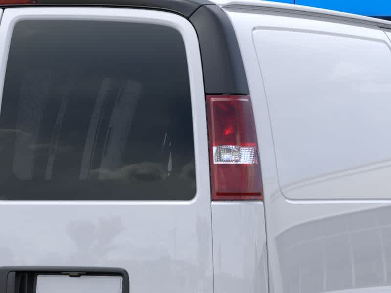 2025 Chevrolet Express Cargo Work Van - Photo 11