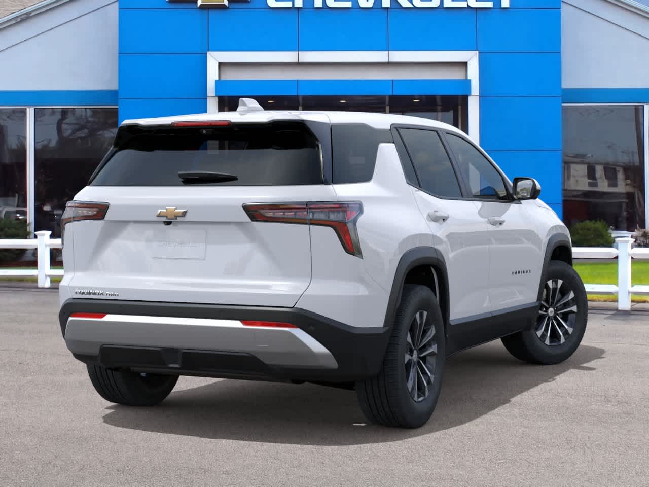 2027 Chevrolet Equinox LT - Photo 4