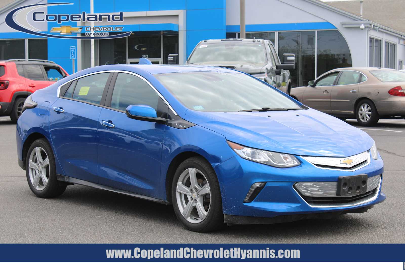 2018 Chevrolet Volt LT's photo