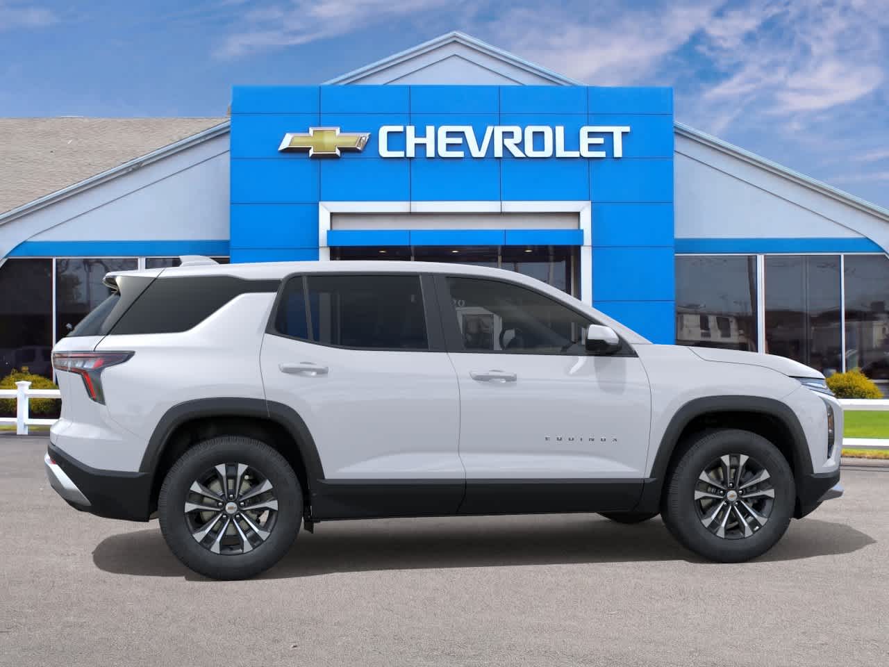 2027 Chevrolet Equinox LT - Photo 5