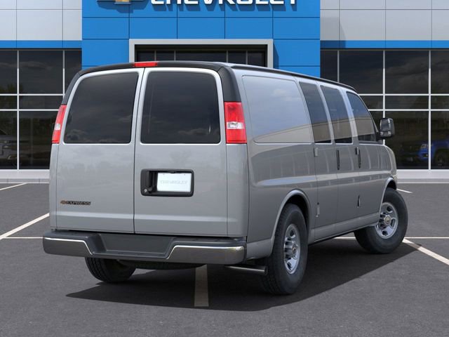 2025 Chevrolet Express Cargo 2500 photo 4