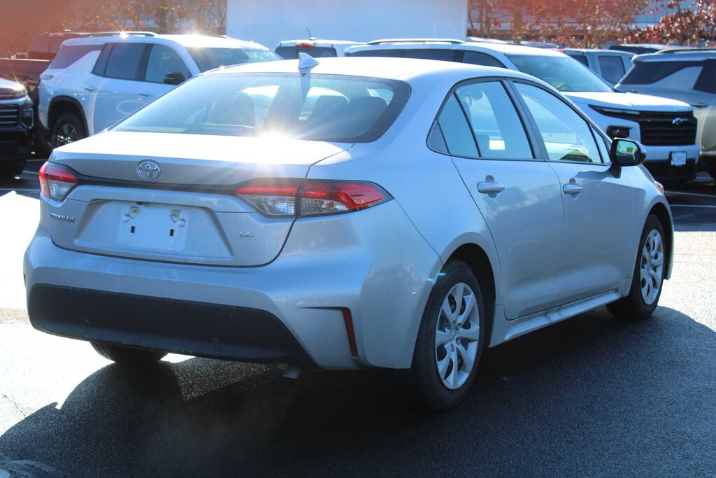 Used 2025 Toyota Corolla LE Sedan