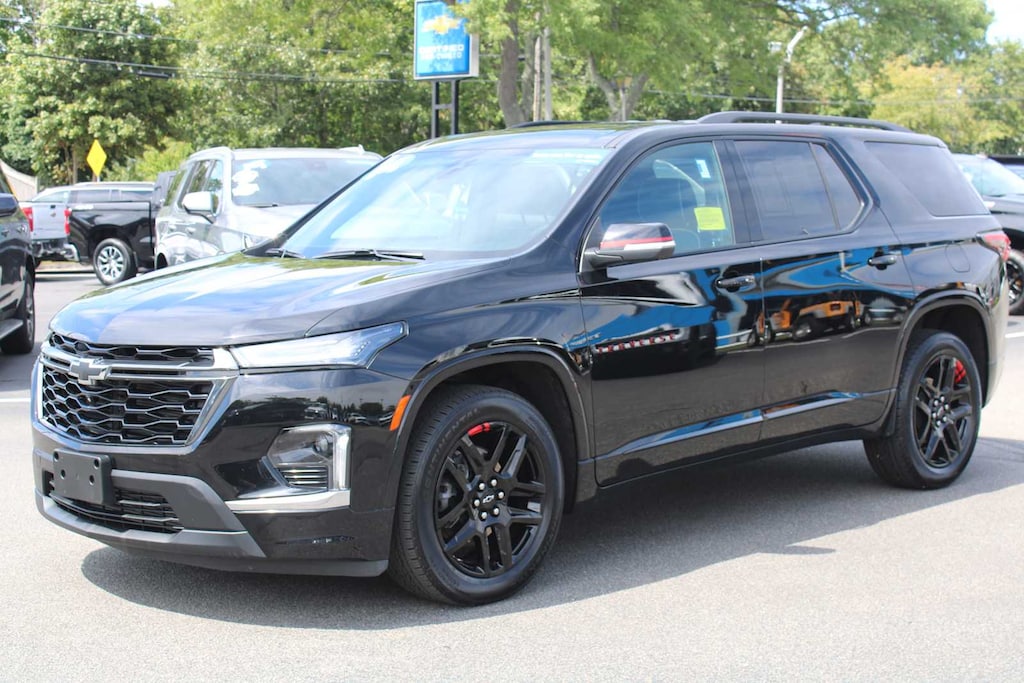 Used 2024 Chevrolet Traverse Limited Premier SUV