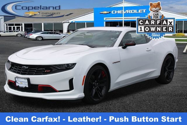 2021 Chevrolet Camaro 2LT photo 2