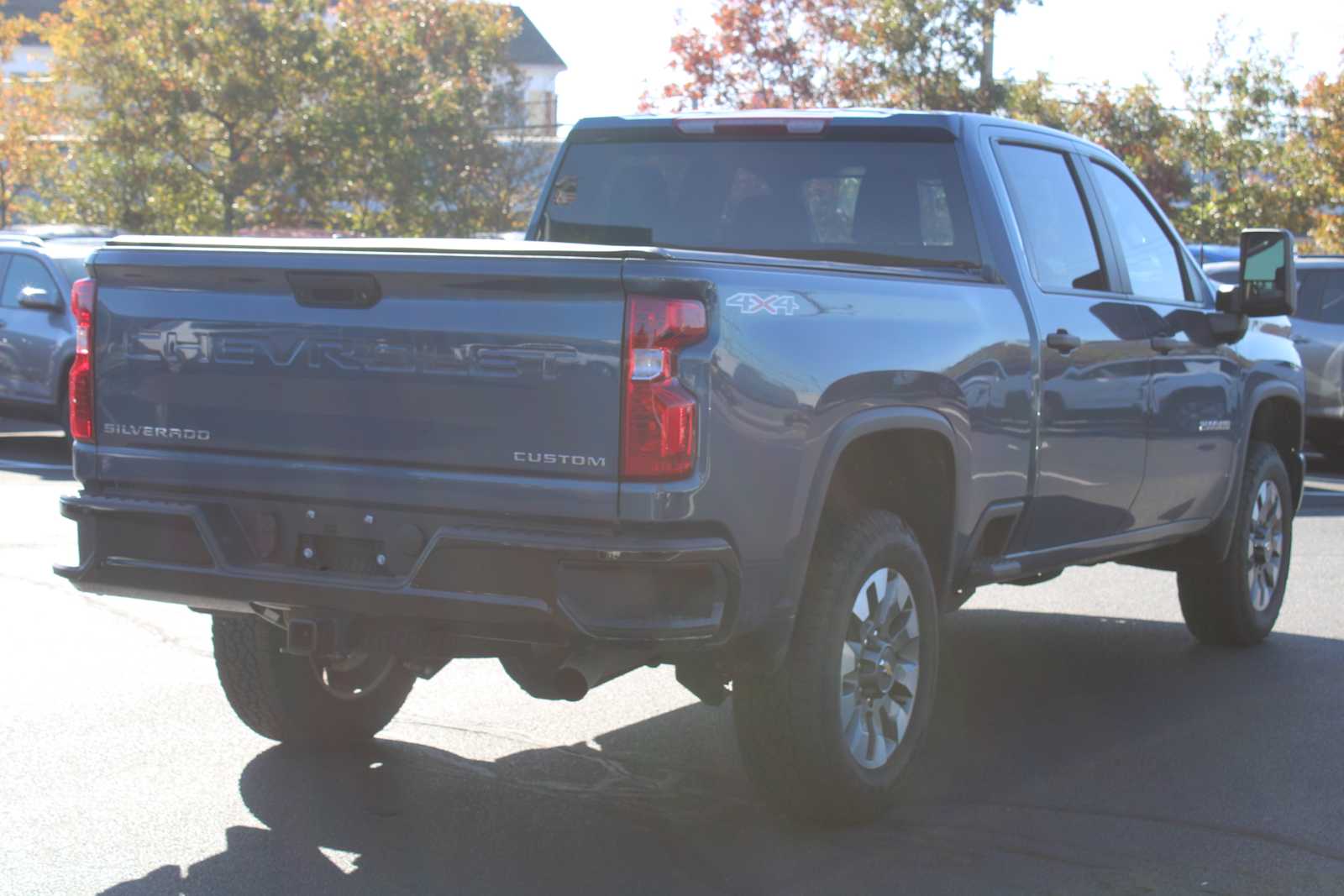 2025 Chevrolet Silverado 2500HD Custom photo 4