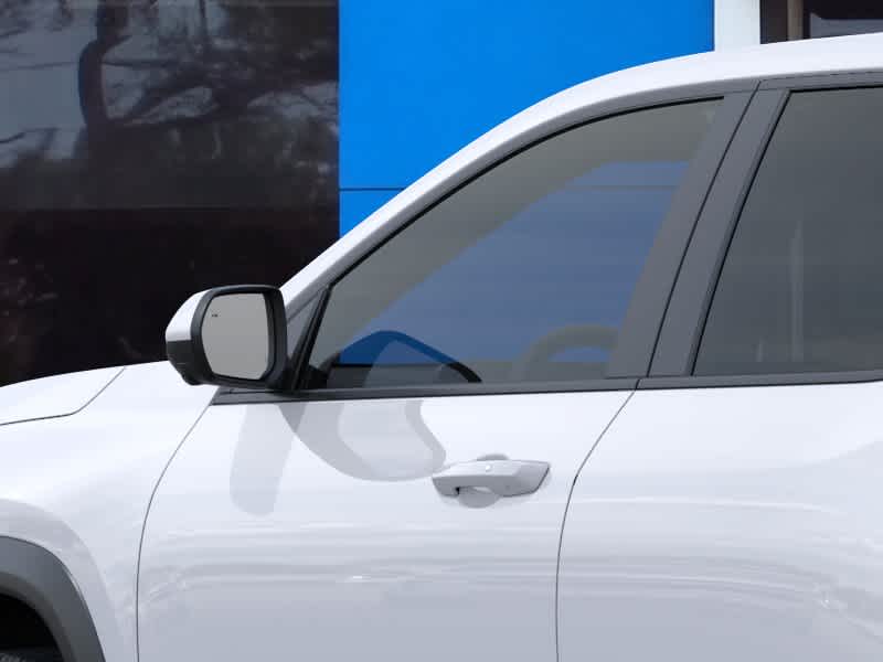 2027 Chevrolet Equinox LT - Photo 12