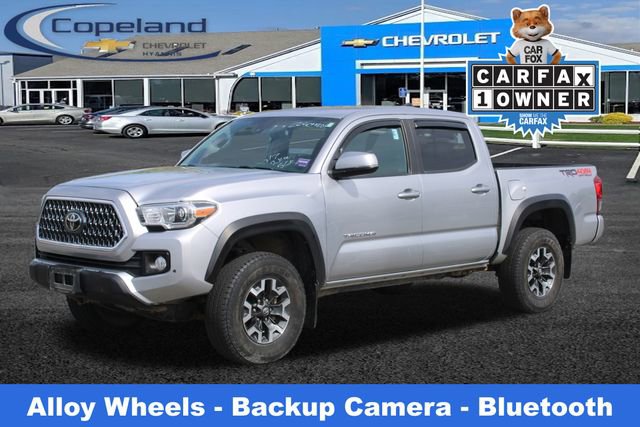 2019 Toyota Tacoma SR V6 photo 2