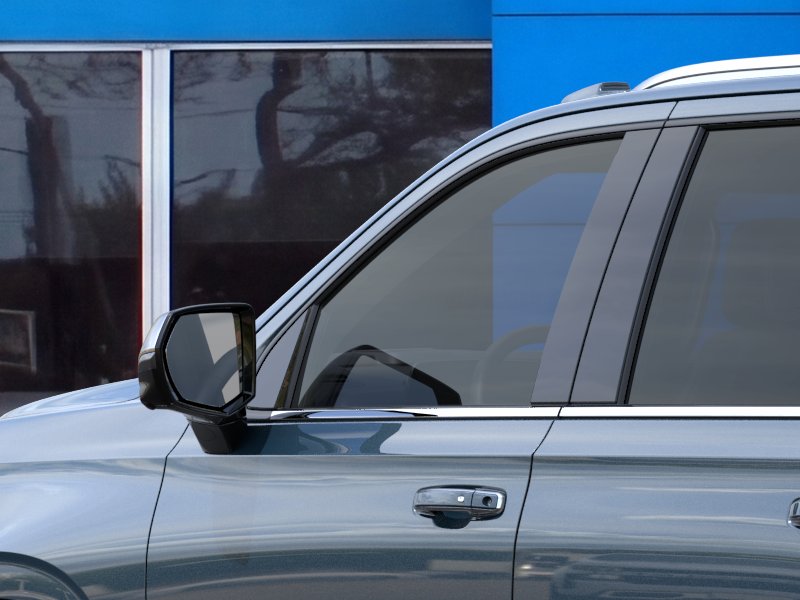 2026 Chevrolet Suburban Premier - Photo 36