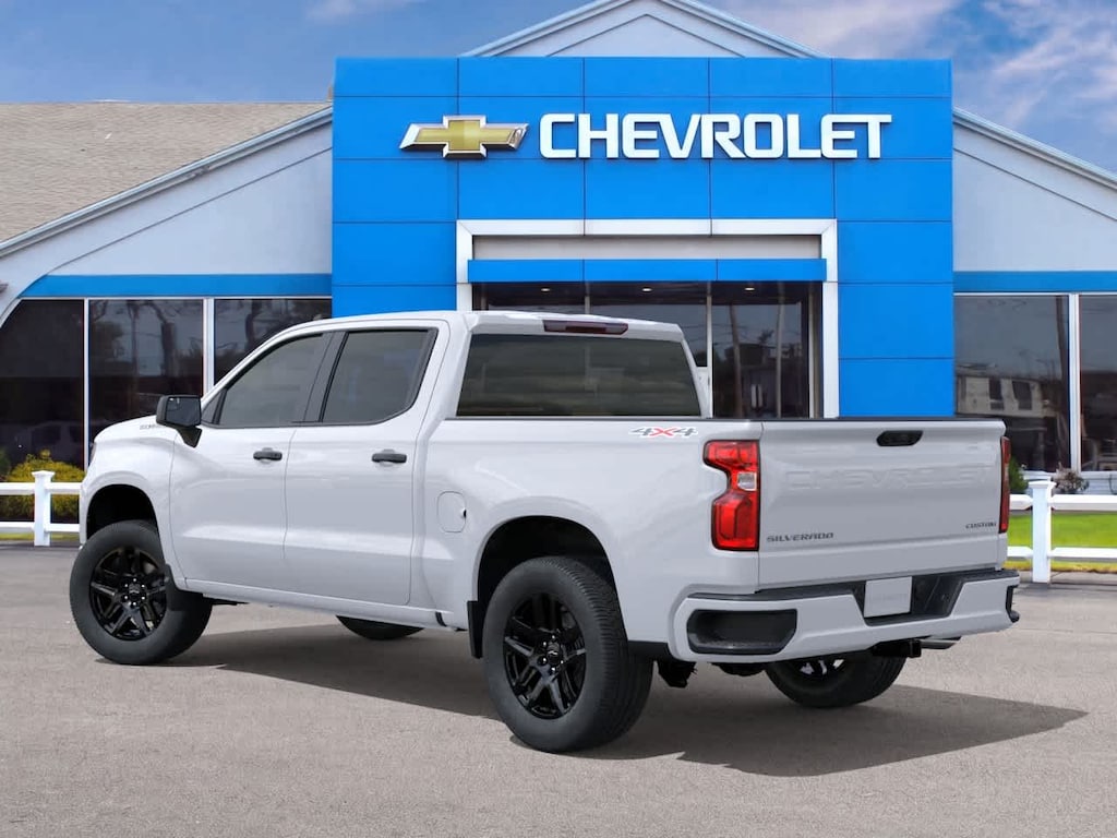 New 2026 Chevrolet Silverado 1500 Custom Truck