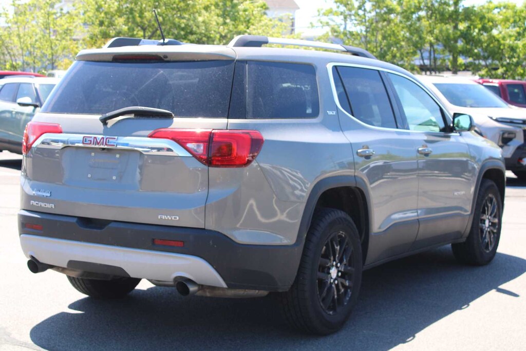 Used 2019 GMC Acadia SLT-1 SUV