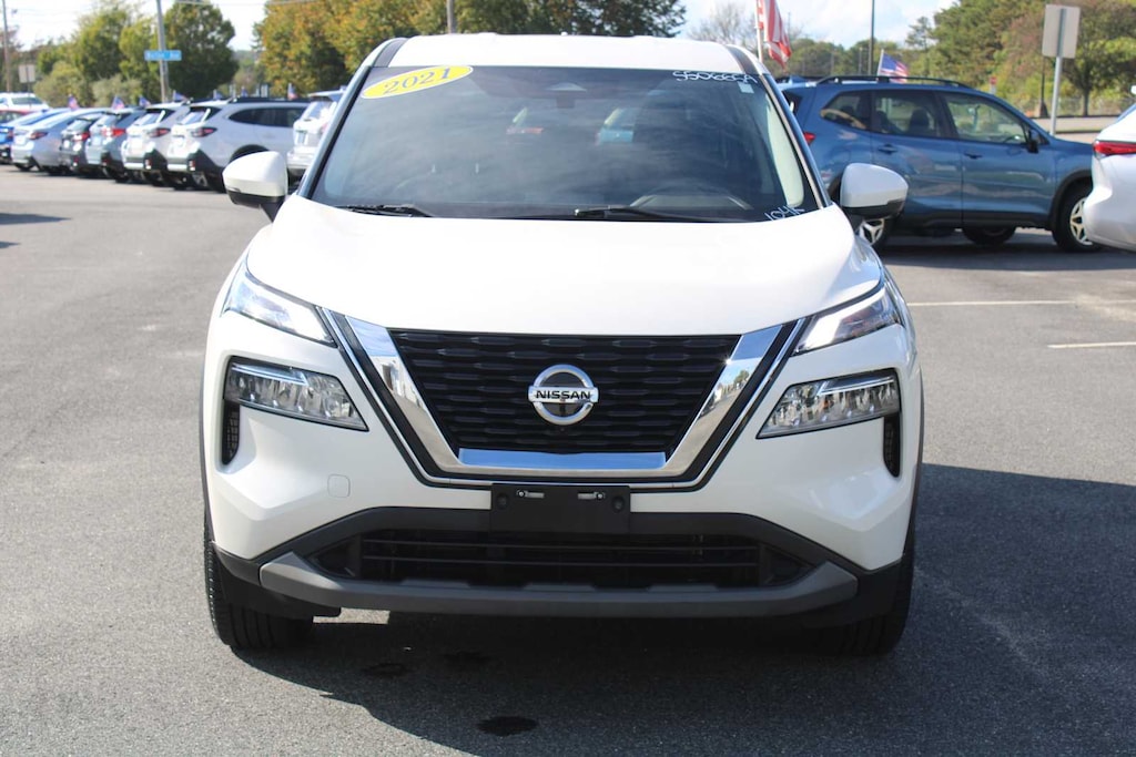 Used 2021 Nissan Rogue SV AWD