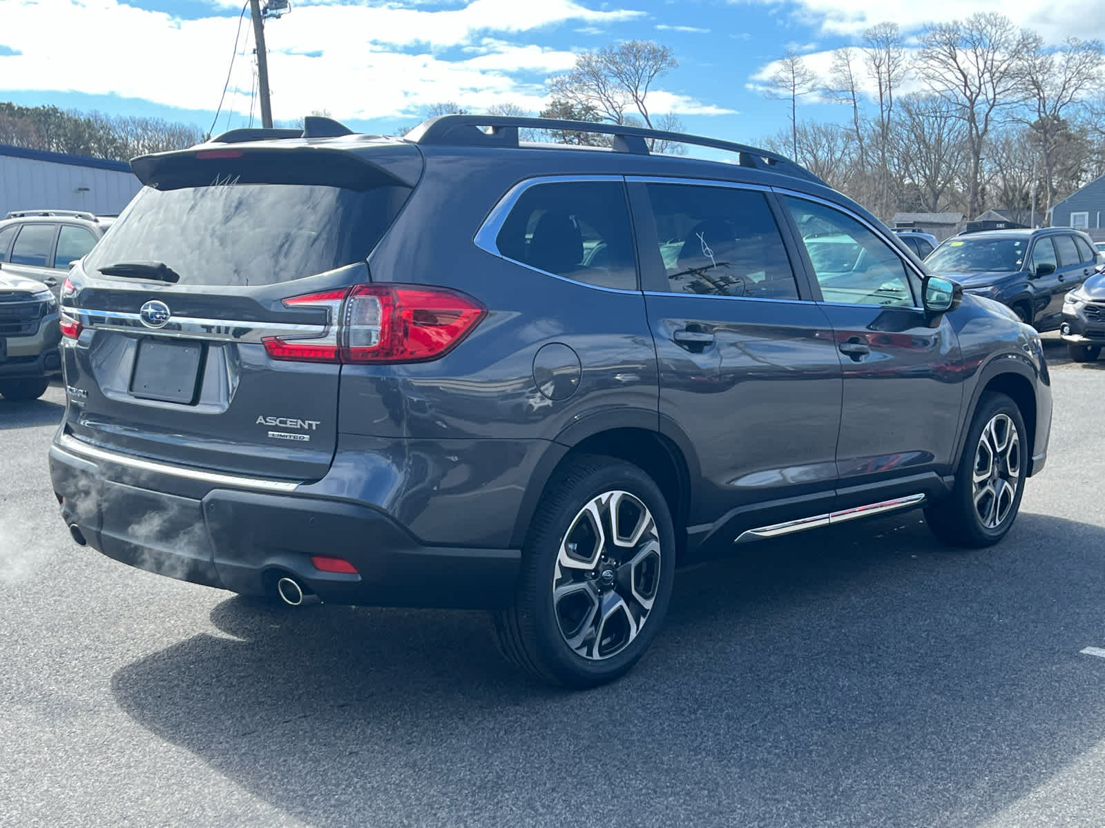 2026 Subaru Ascent Limited - Photo 7