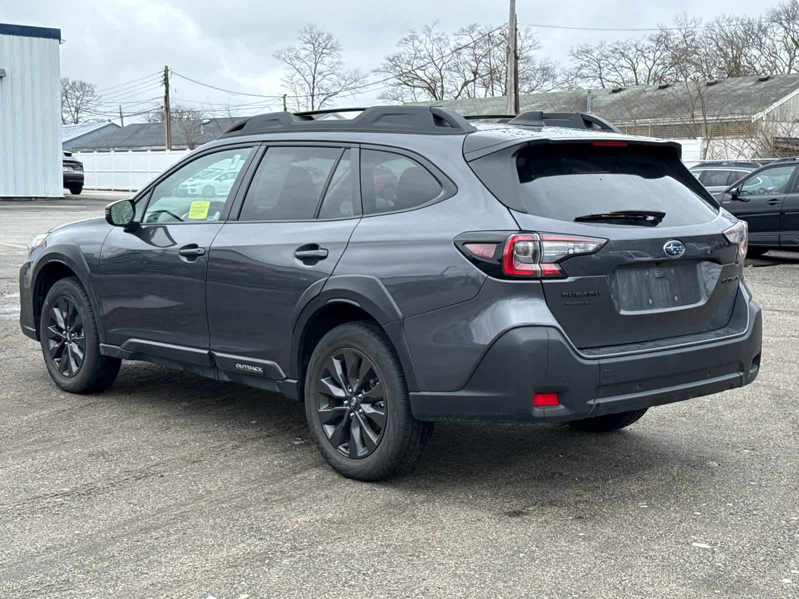 View vehicle photo 3