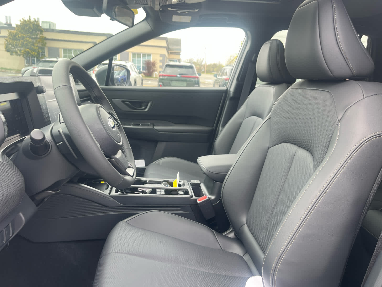 2026 Subaru Outback Limited - Photo 9