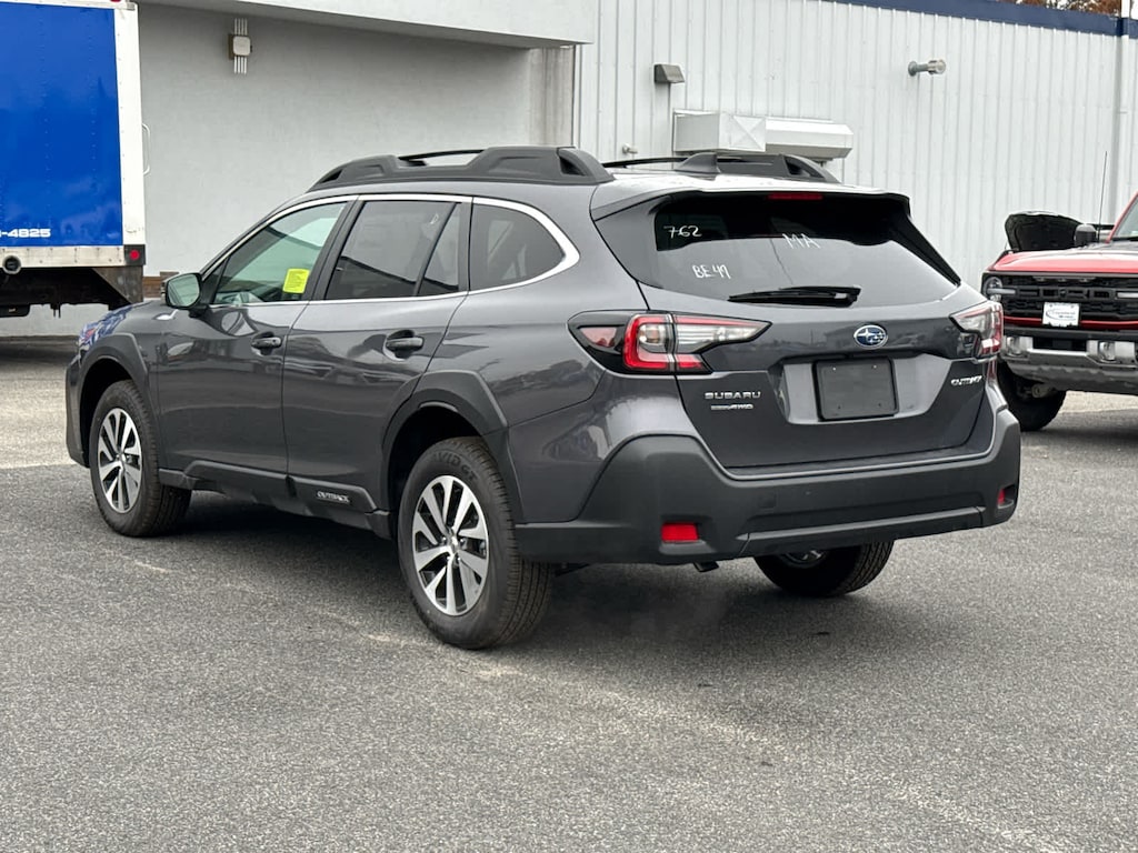 New 2025 Subaru Outback Premium SUV