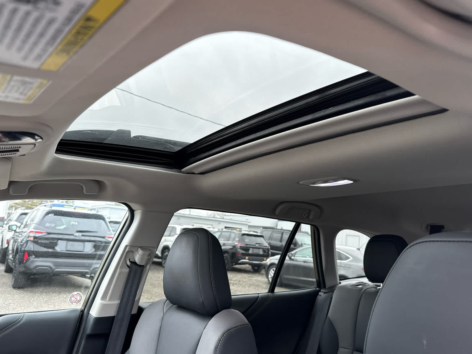 View vehicle photo 6