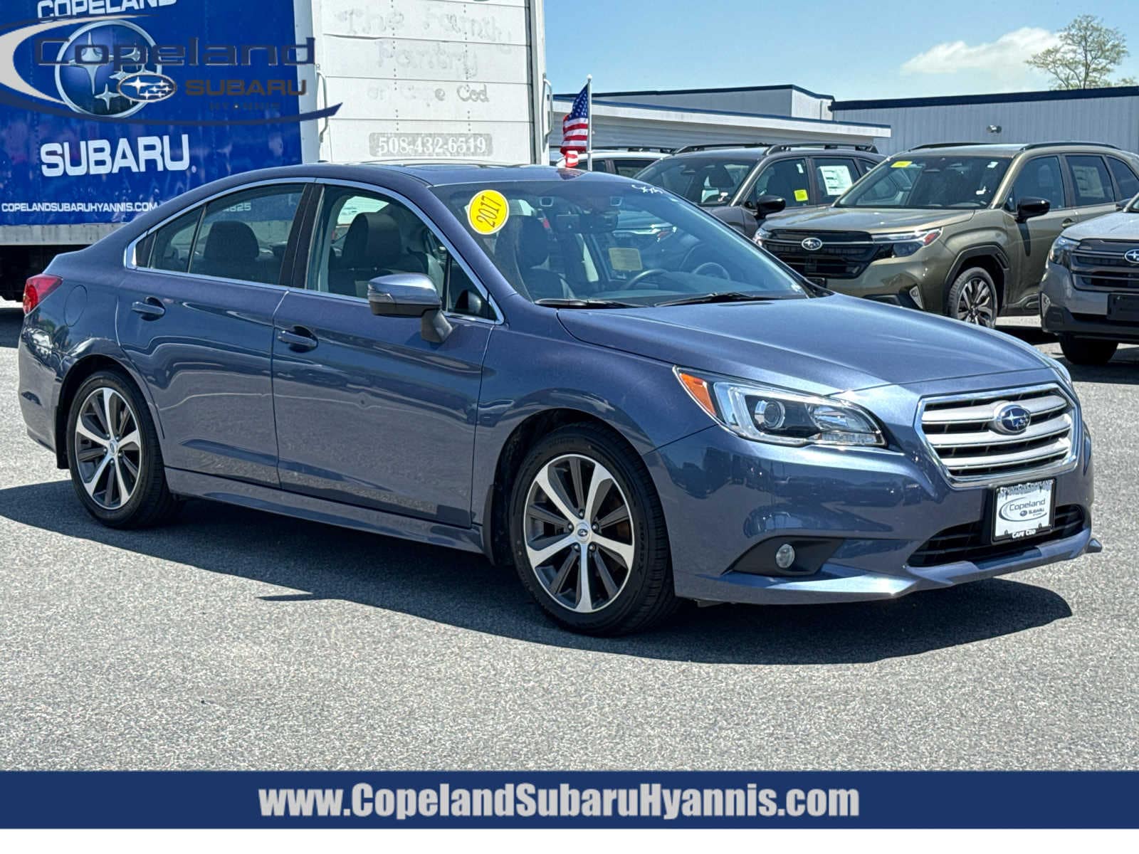 2017 Subaru Legacy 2.5i Limited's photo