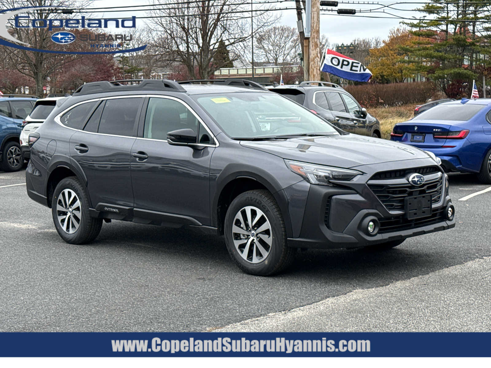 2025 Subaru Outback Premium's photo