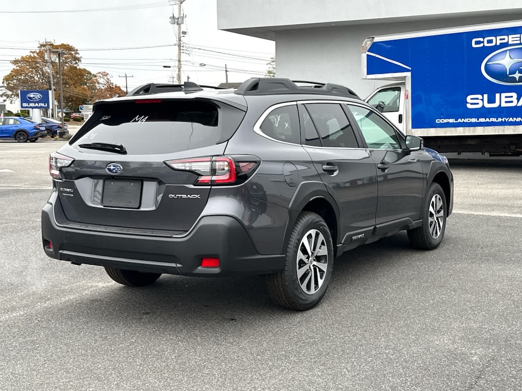 New 2025 Subaru Outback Premium SUV
