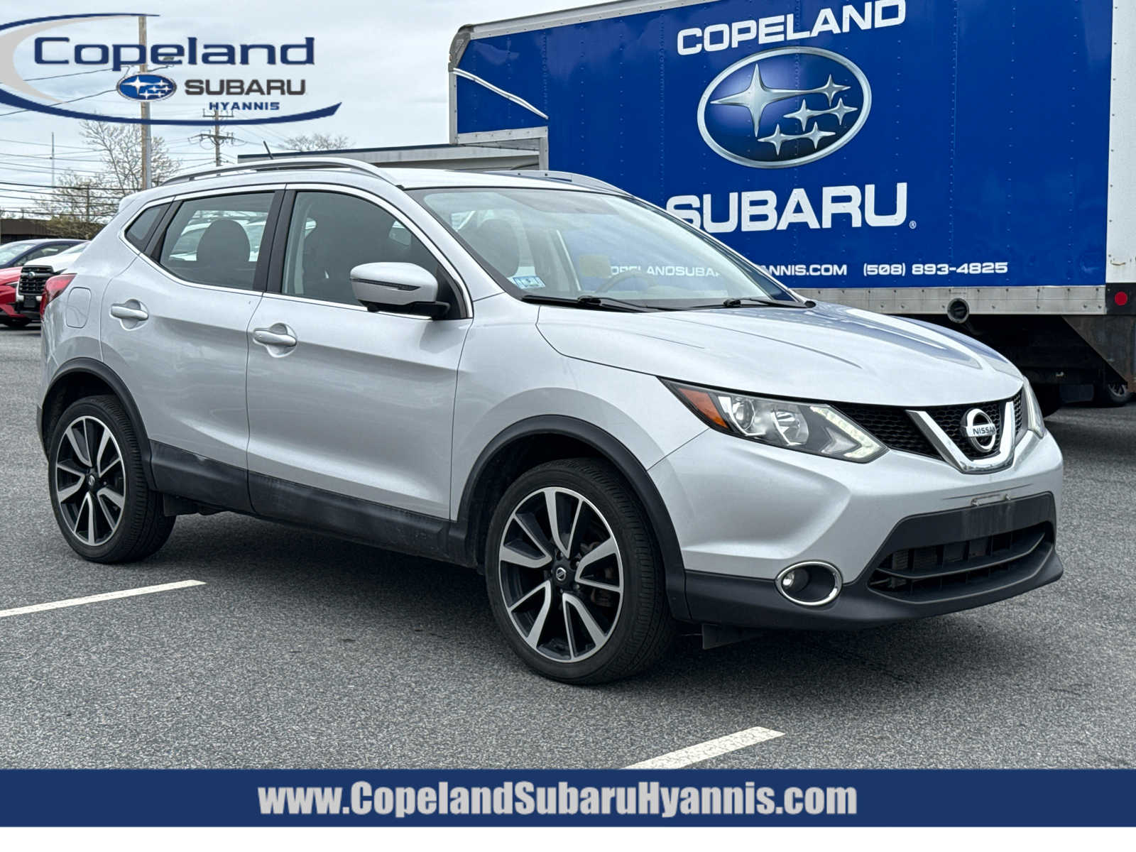 2017 Nissan Rogue Sport SL AWD's photo