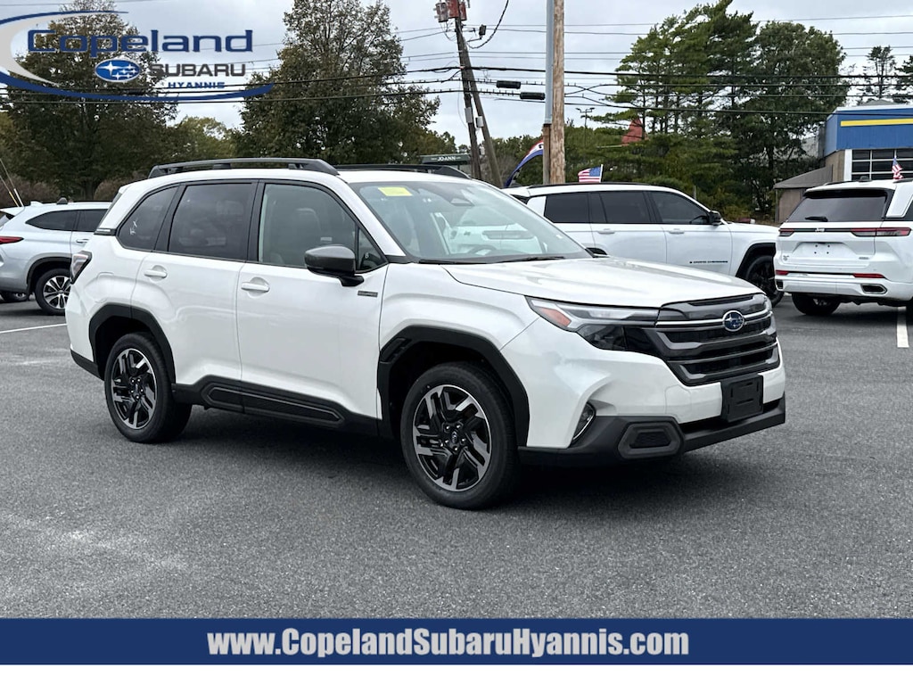 New 2025 Subaru Forester Hybrid Limited SUV